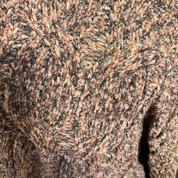 Chenille Off-Shoulder Sweater - Picture 4 of 4